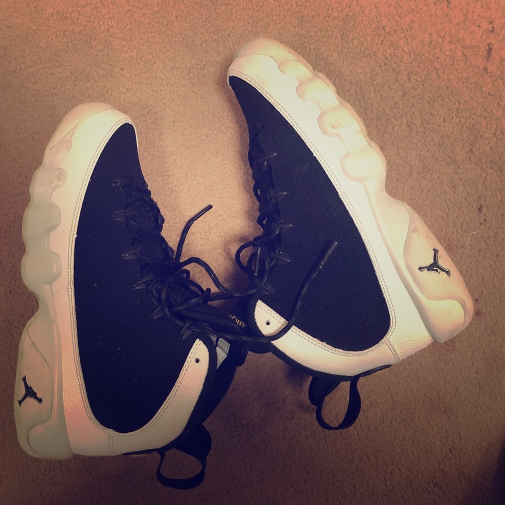 Jordans 9 size 6 Black And White